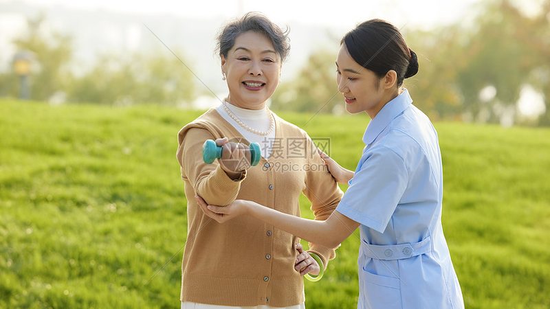 夜间护工看护呼吸机病人，这些注意事项不能忽视