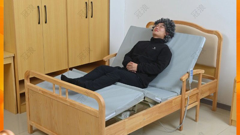 智慧养老紧急呼叫设备材质揭秘：安全与舒适的双重保障
